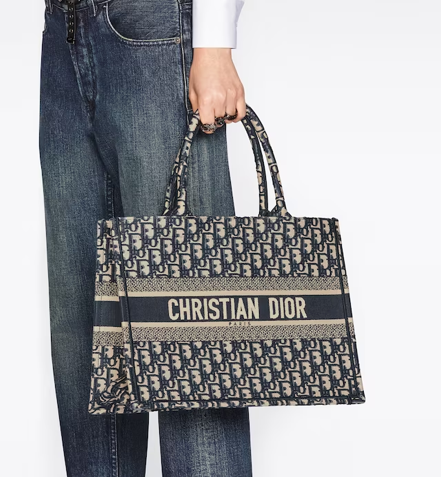 MEDIUM BOOK TOTE BAG